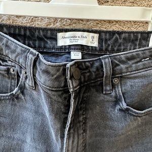 Abercrombie Curve Love High Rise Jeans size 6R (28)